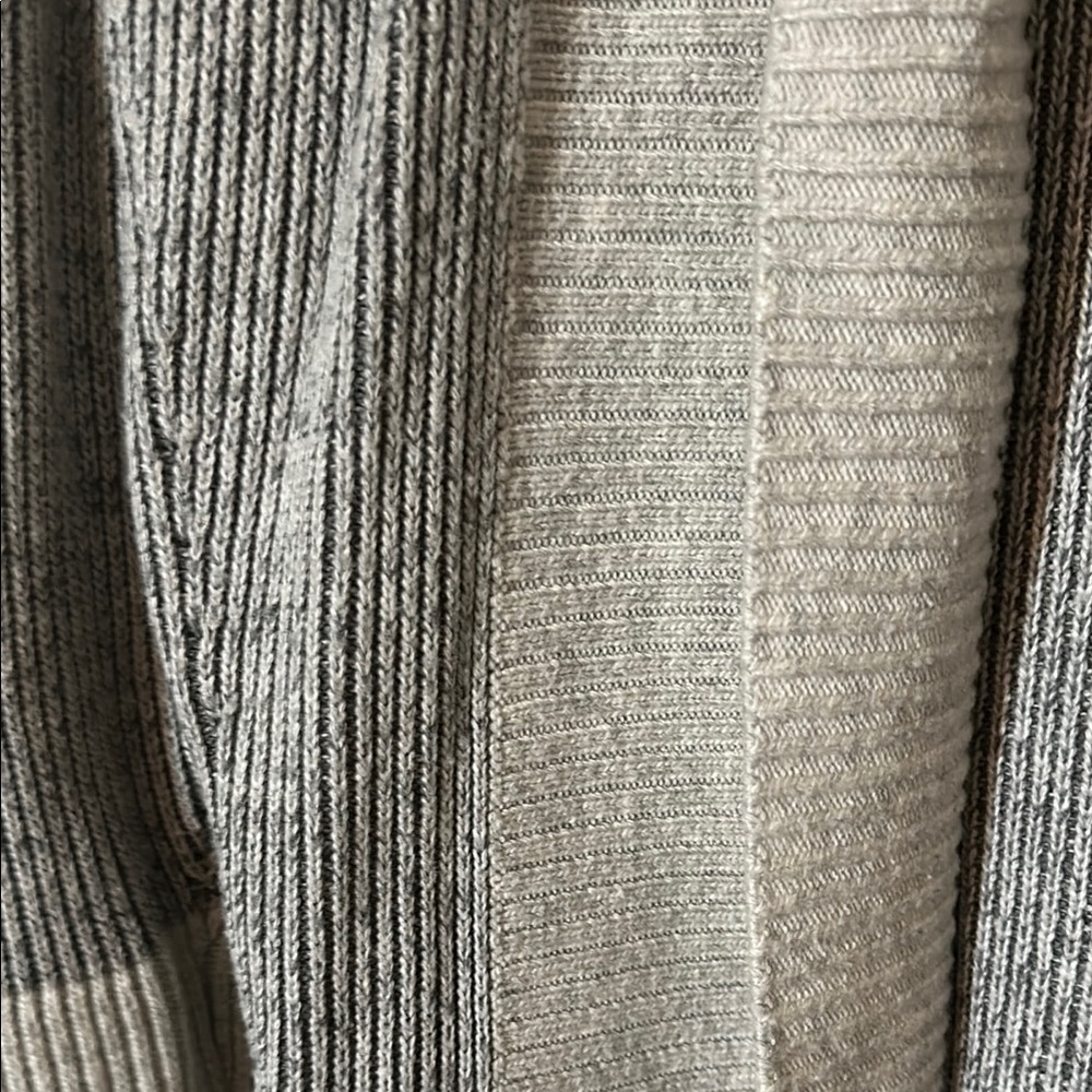 Gray Ribbed Women's Sweater - Picture 5 of 5